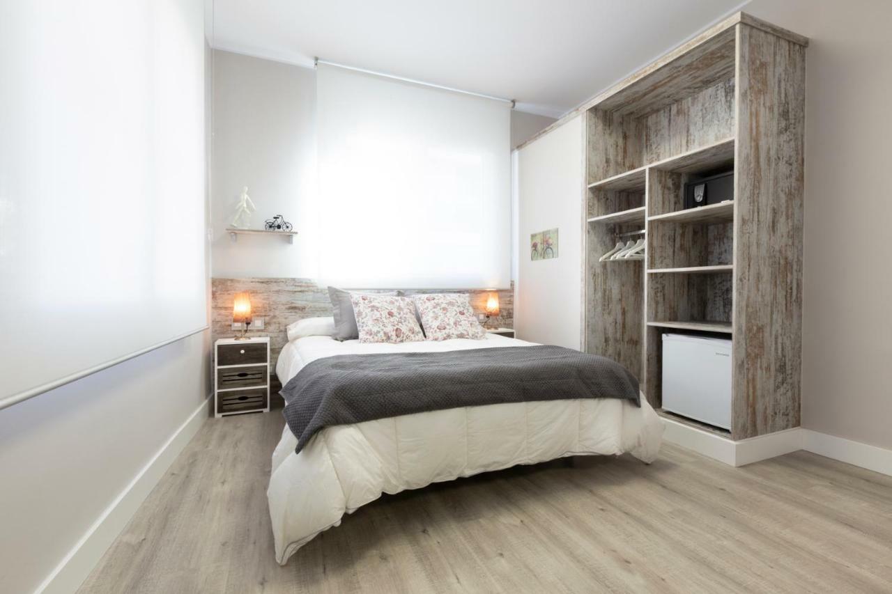 Urban Sabadell Hotel Ngoại thất bức ảnh