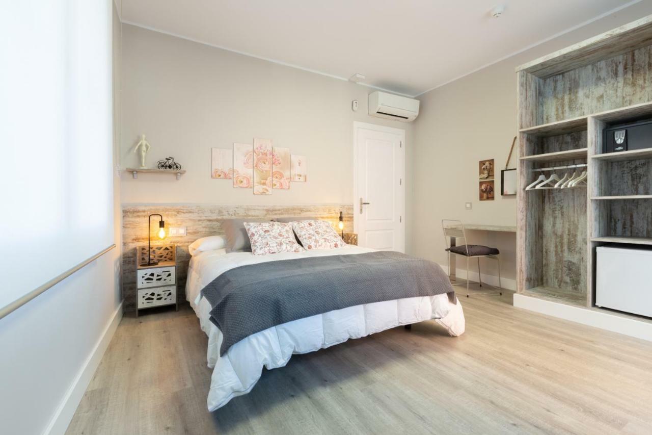 Urban Sabadell Hotel Ngoại thất bức ảnh